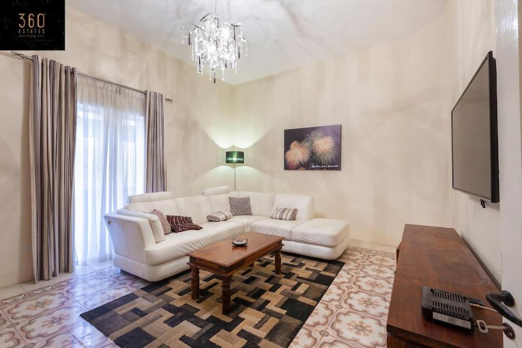 Beautiful, Typical Maltese 4Br Home With Roof Top By 360 Estates Sliema Exterior photo